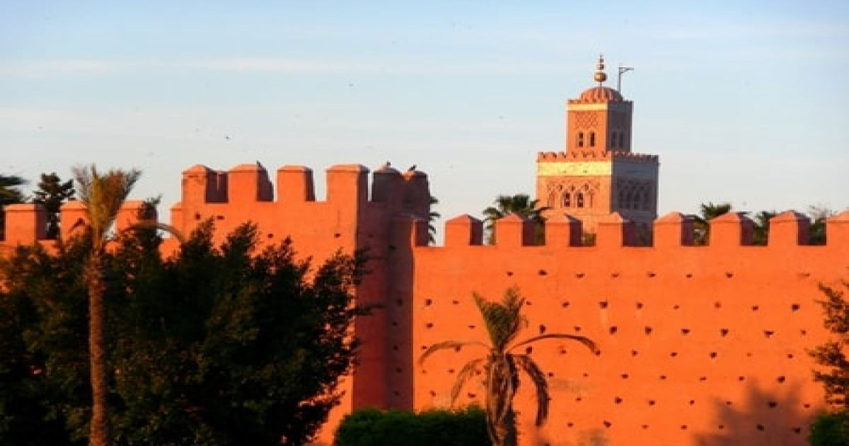 remparts Marrakech, Médina, patrimoine architectural, tourisme, monuments